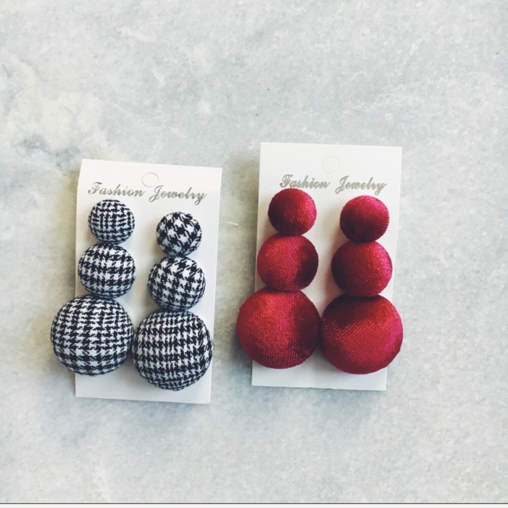 🆕Tessa Burgundy Red Velvet Statement Earrings - Picture 3 of 8